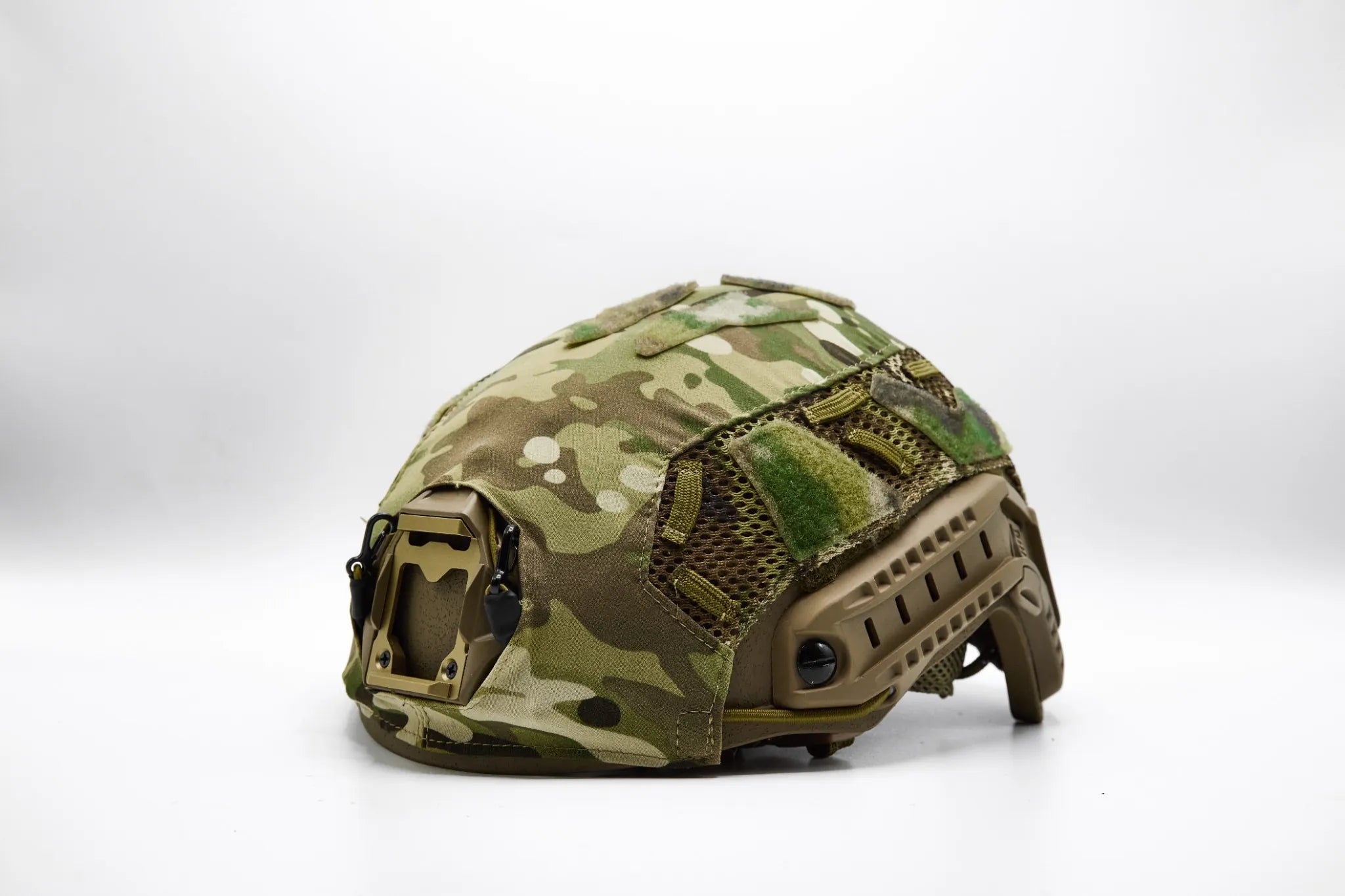 UNITAC NV Multicam tactical helmet cover side view high‐cut