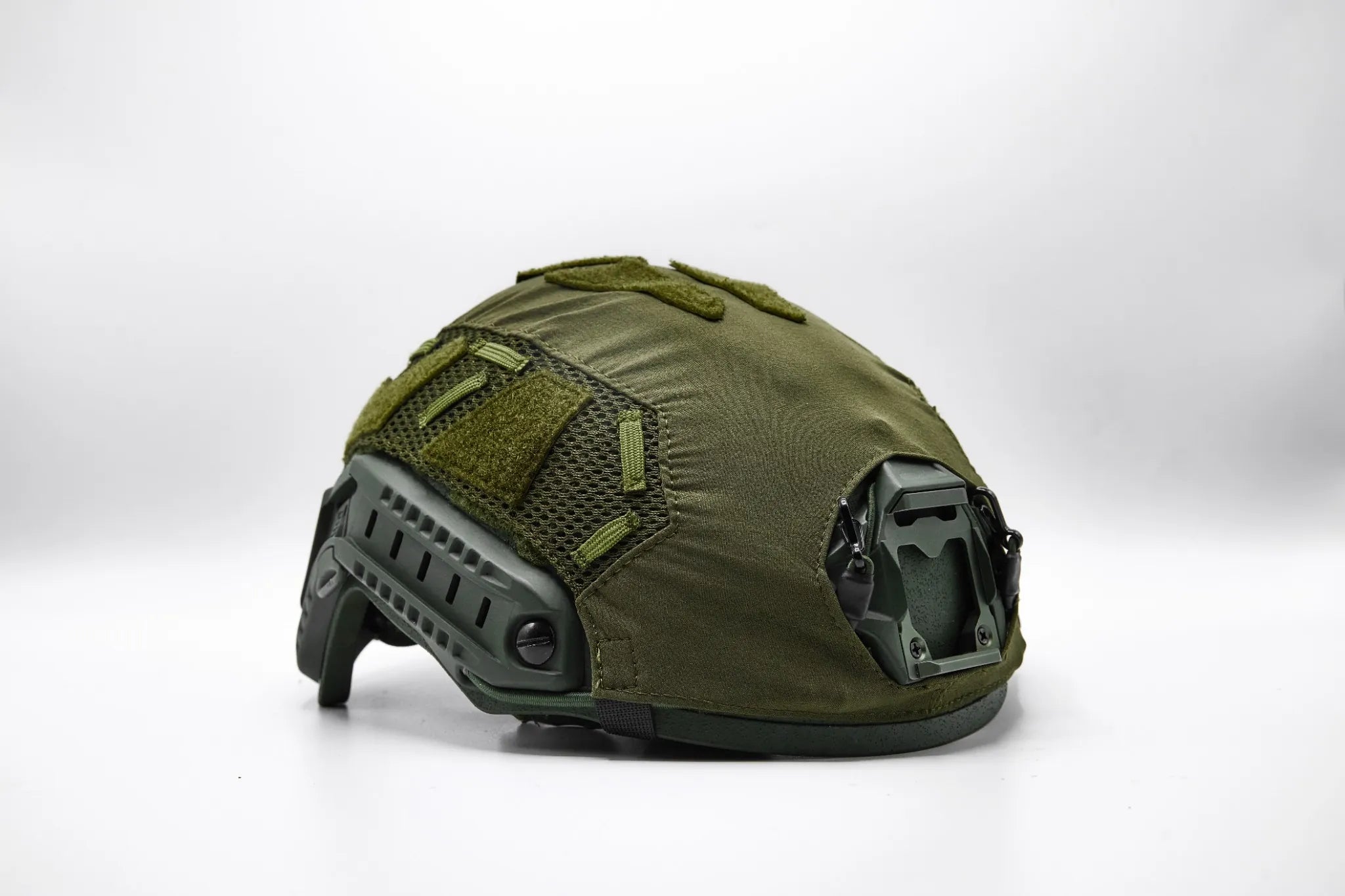 UNITAC NV Ranger Green tactical helmet cover side view high‐cut